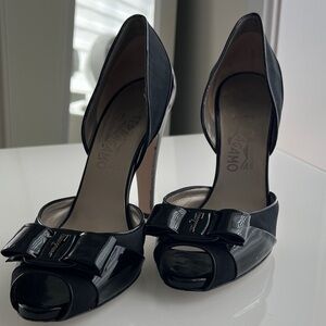 Salvatore Ferragamo Black Peep-Toe Bow Pumps size 7
